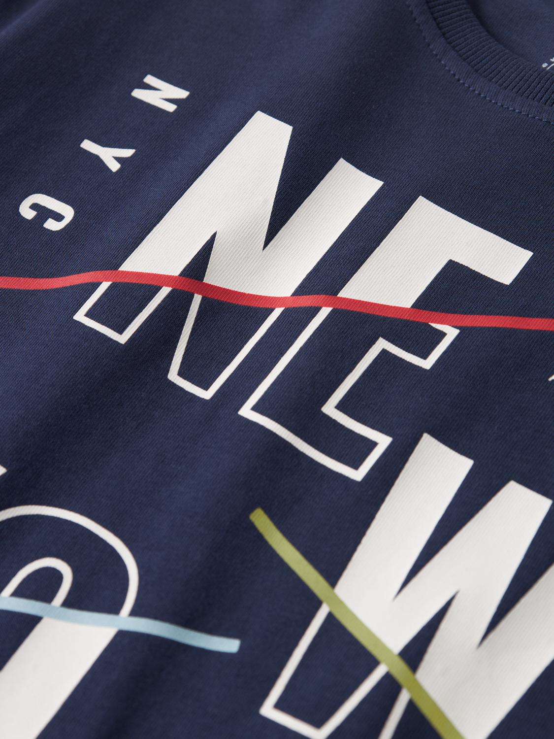 model_shot-front_full